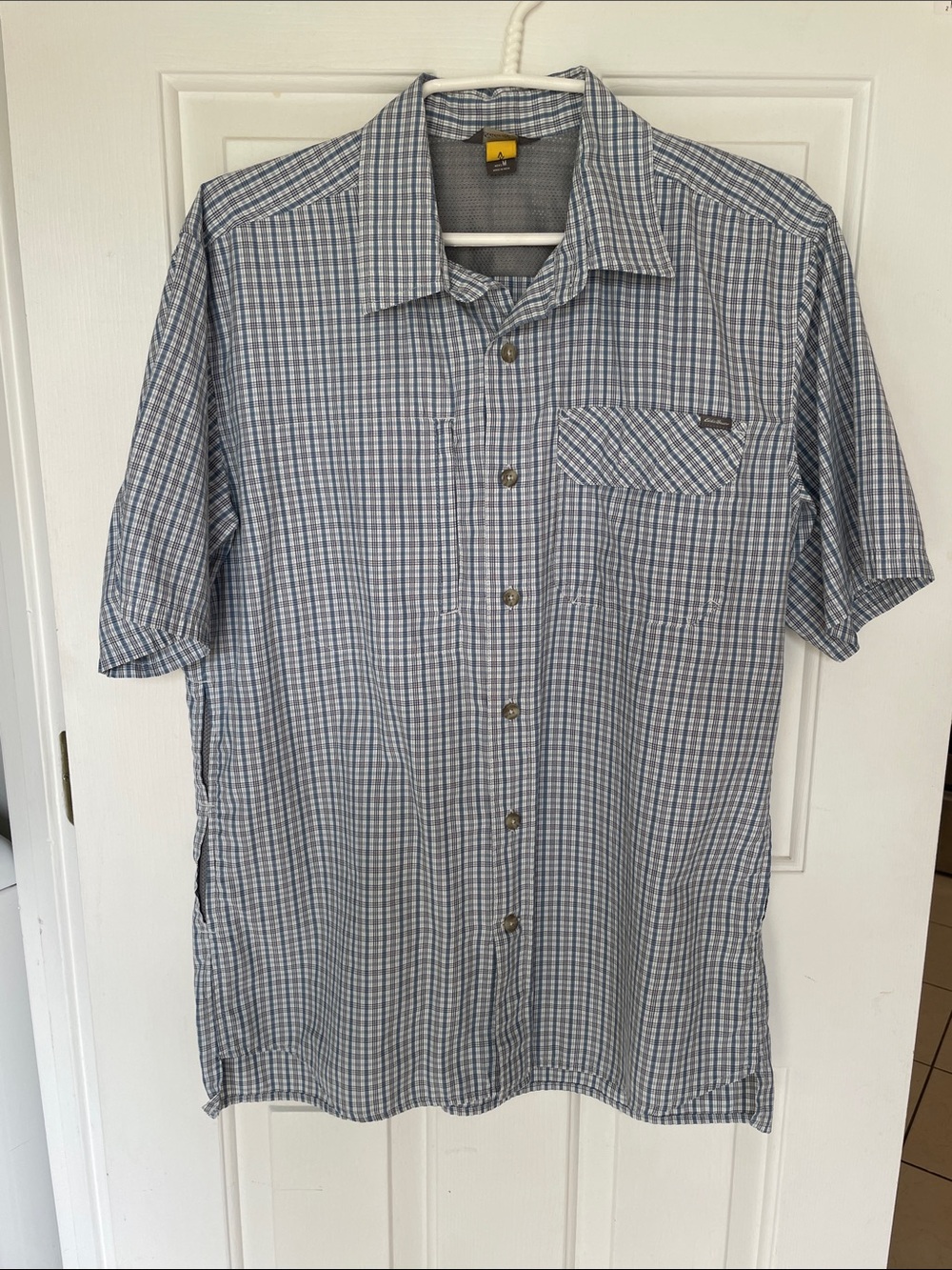 Eddie Bauer Short-Sleeve Plaid Button-Down Shirt — Blue & White